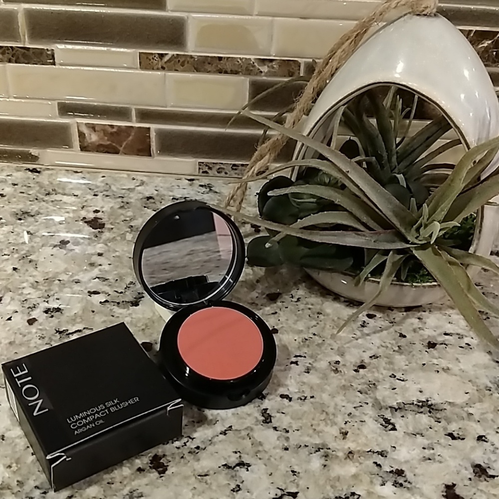 COPY - Note blush in 05 Desert Rose